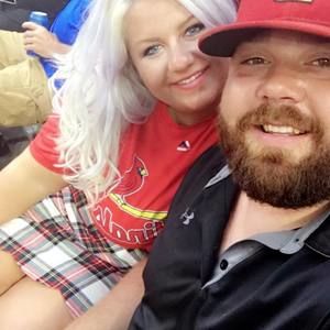 Meet your Posher, Carli